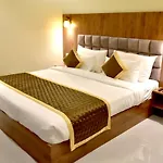 Hotel Aarna